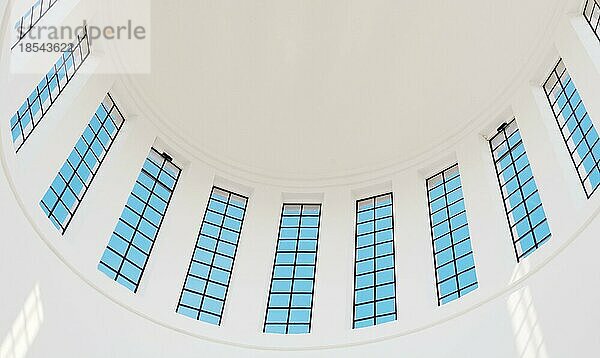 Kuppel-Pavillon  Innenansicht. Interior view of Dome Pavilion
