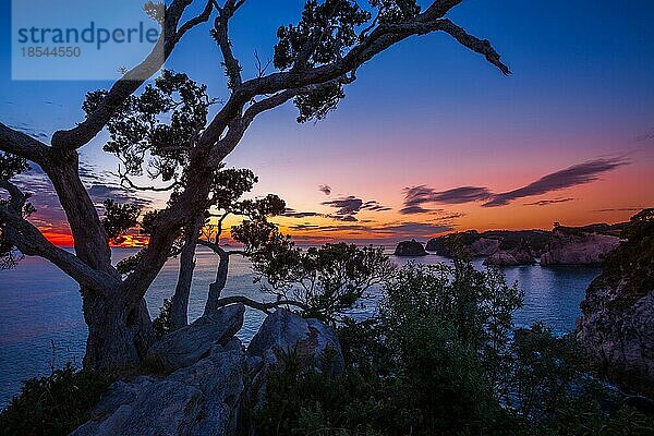 Sonnenaufgang am Te Pare Point