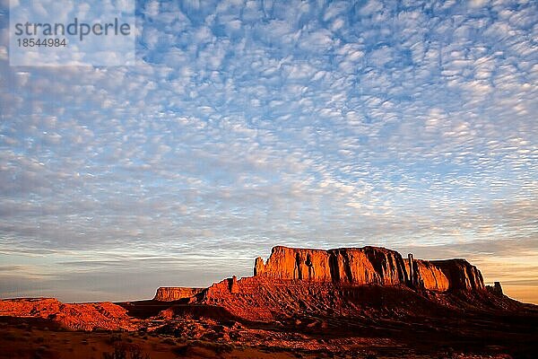 Gesprenkelter Himmel über Elephant Rock