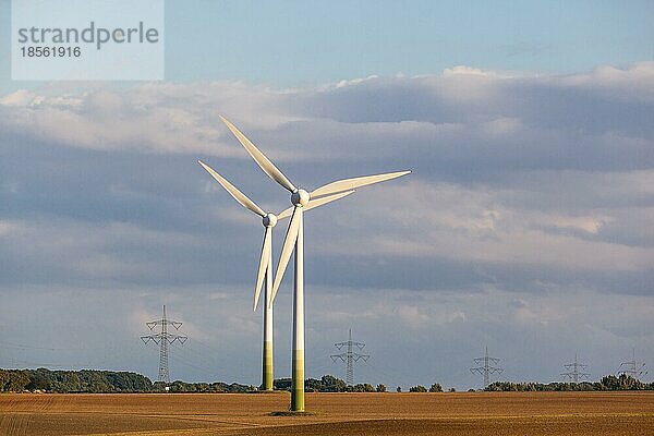 Stromerzeugung aus Windenergie Windräder
