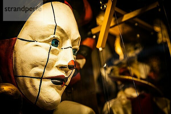 Detail einer traditionellen venezianischen Maske Venedig  Italien  Europa