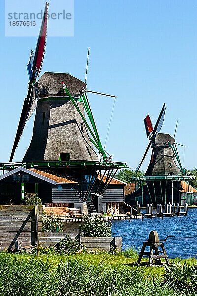 Mühlen in Holland  traditionelles und direktes Wahrzeichen des Landes