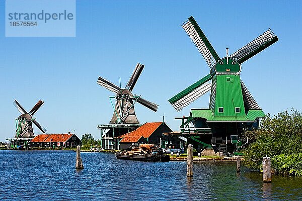 Mühlen in Holland  traditionelles und direktes Wahrzeichen des Landes