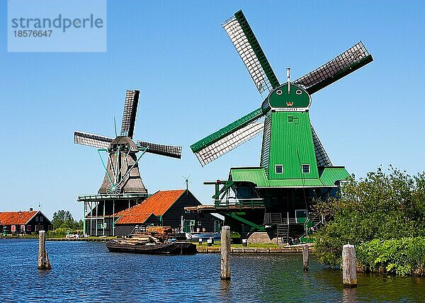 Mühlen in Holland  traditionelles und direktes Wahrzeichen des Landes