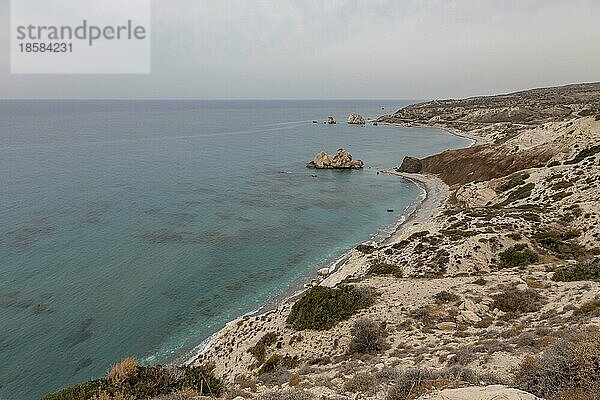 Küstenlandschaft in der Nähe von Petra tou Romiou  Zypern  Europa