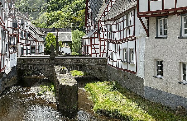 Monreal  Bundessieger  Unser Dorf hat Zukunft 2004  Rheinland-Pfalz  Deutschland  Europa