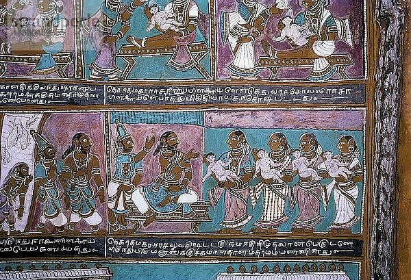 Wandgemälde des Ramayana-Epos aus dem 16. Jahrhundert in Alagar Kovil  Alagar koyil Vasantha Mandapam Decke bei Madurai  Tamil Nadu  Südindien  Indien. König Dasharatha blickt zufrieden auf seine vier Söhne