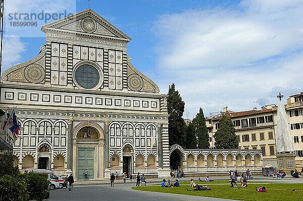 Florenz  Santa Maria Novella Kirche  Santa Maria Novella Platz  Piazza Santa Maria Novella  Toskana  Italien  Europa