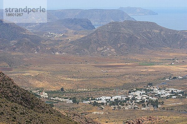 Blick auf Rodalquilar  Naturpark Cabo de Gata  Nijar  Almeria  Andalusien  Spanien  Europa