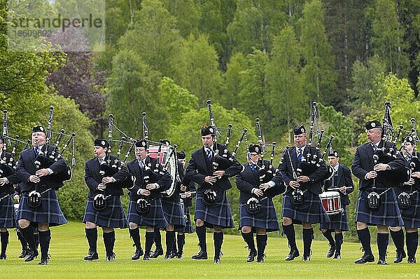 Grampian Police Pipe Band  Schloss Balmoral  Aberdeenshire  Schottland  Großbritannien  Europa