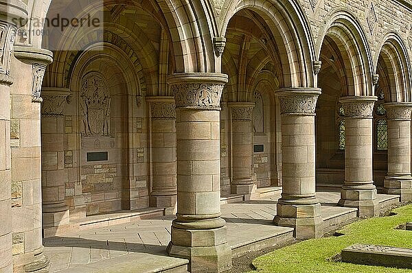 Rundbögen der Ruine  Abtei Kelso Abbey  Scottish Borders  Schottland  Schottisches Grenzland