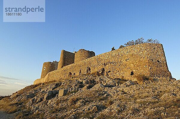 Burg  Caballeros San Juan Jerusalen  Hügel Calderico  Consuegra  Provinz Toledo  Kastilien-La Mancha  Spanien  Europa