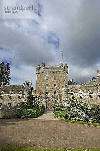 Schloss Cawdor  bei Inverness  Highlands  Schottland  Cawdor Castle  Schottisches Hochland