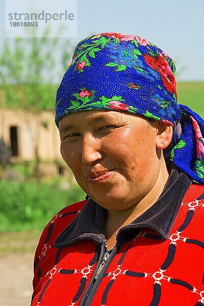 Kasachen-Frau  Gabagly National Park  Gabagly  Kasachstan  Kazakhstan  Kasachin  Asien