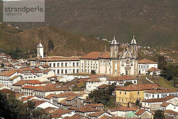 Blick auf Ouro Preto mit dem Museum 'Museu da Inconfidencia'  Minas Gerais  Brasilien  Südamerika