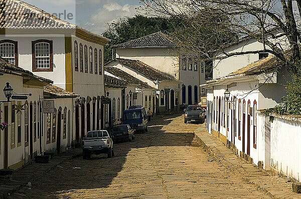 Straße in Tiradentes  Minas Gerais  Brasilien  Südamerika