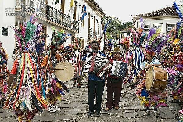 Festa de Nossa Senhora do Rosario dos Homens Pretos de Diamantina  religiöses  Musiker  Diamantina  Minas Gerais  Brasilien  Südamerika