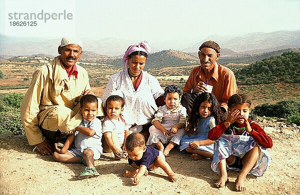 Einheimische Familie  Demnate  Marokko  Afrika