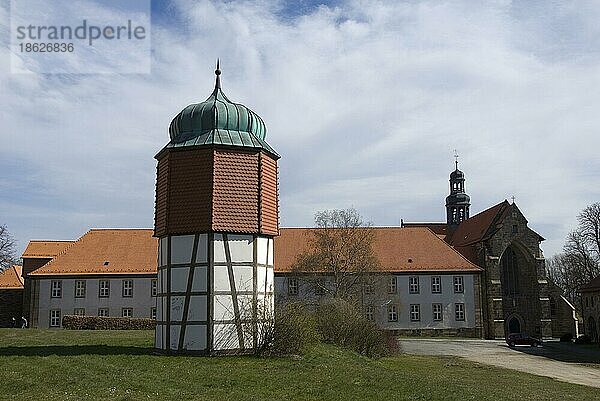 Turm am Kloster  Marienrode  Kreis Hildesheim  Niedersachsen  Deutschland  Europa