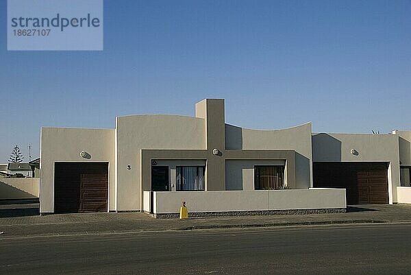 Modernes Wohnhaus  Walvis Bay  Namibia  Walfischbucht  Afrika