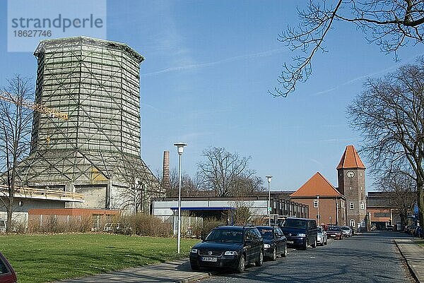 Kühlturm  Peiner Träger GmbH  Peine  Niedersachsen  Deutschland  Europa