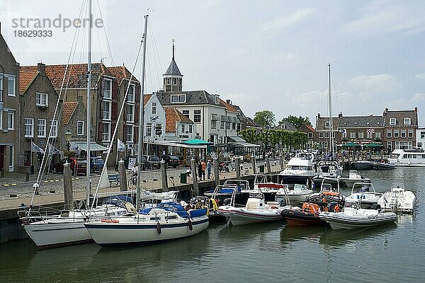 Hafen  Willemstad  Noord Brabant  Niederlande  Europa