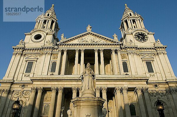 St. Paul's Kathedrale  London  England  City of London