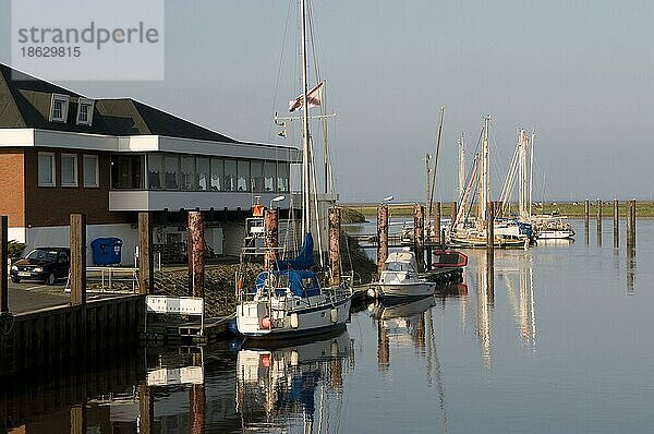 Segelhafen am Medem  Otterndorf  Cuxhaven  Niedersachsen  Deutschland  Europa