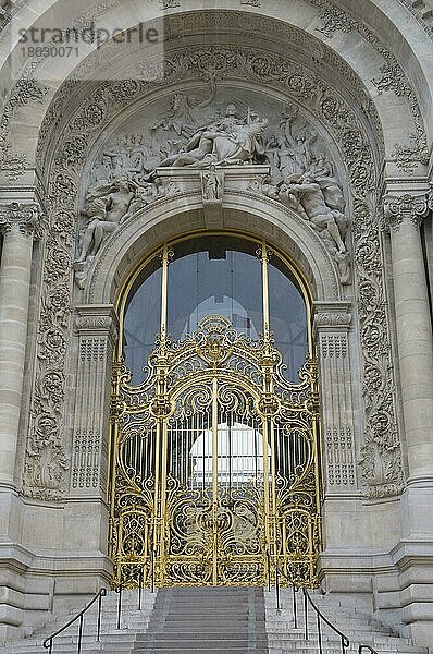 Eingang  Petit Palais  Paris  Frankreich  Europa