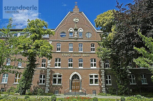 Pflegeheim  Franz-Sales-Haus  Essen  Ruhrgebiet  Nordrhein-Westfalen  Deutschland  Europa