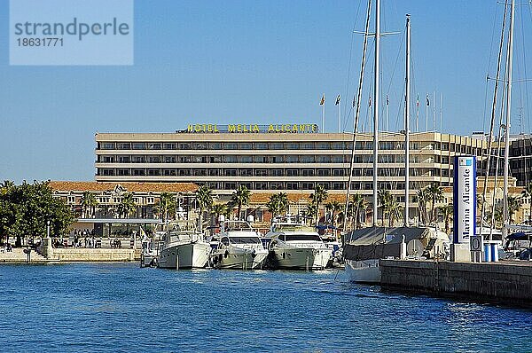 Jachthafen und Hotel Melia  Alicante  Costa Blanca  Spanien  Europa