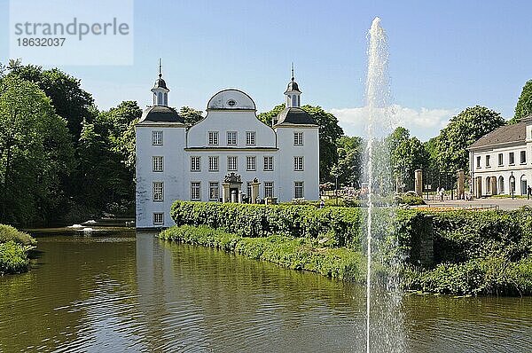 Wasserschloss Borbeck  Essen  Nordrhein-Westfalen  Deutschland  Europa
