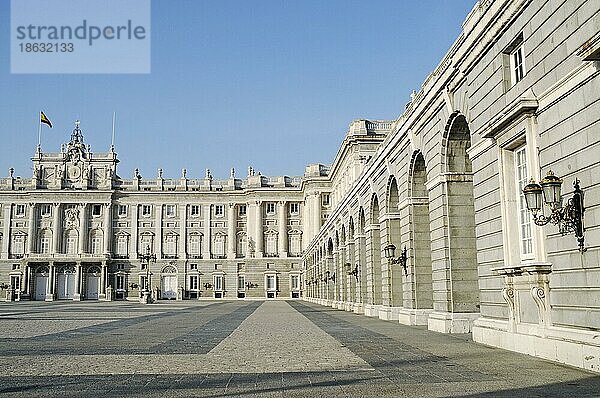 Palacio Real  Stadtschloss  Königspalast  Madrid  Spanien  Europa