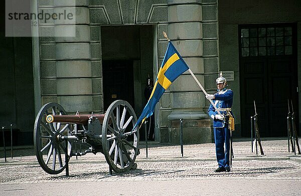 Ablösung der königlichen Wache  Schloss Kungliga  Stockholm  Schweden  Europa