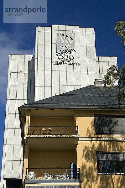 Krankenhaus mit Schild der Olympischen Spiele 1994  Lillehammer  Norwegen  Europa