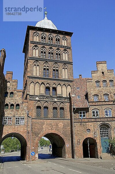 Burgtor  Lübeck  Schleswig-Holstein  Deutschland  Europa