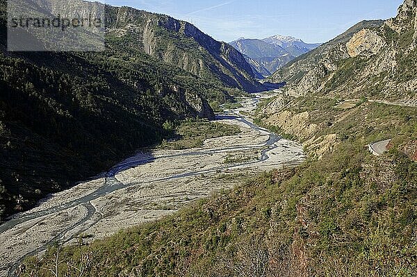 Fluss Var  Schlucht Gorges de Daluis  Alpes-Maritimes  Provence-Alpes-Cote d'Azur  Südfrankreich  Daluis-Schlucht