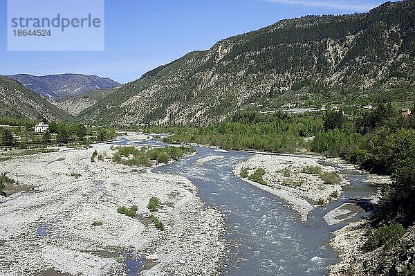 Fluss Var  Alpes-de-Haute-Provence  Provence-Alpes-Cote d'Azur  Südfrankreich