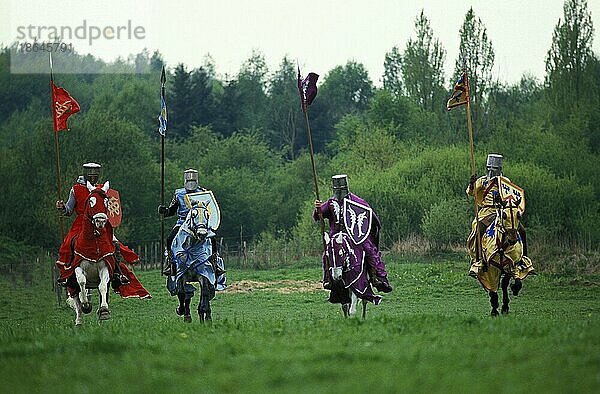 Mittelalterliches Ritterturnier in Frankreich