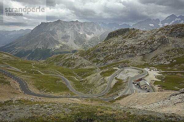 Col du Galibier  Route des Grandes Alpes  französische Alpen  Frankreich  Europa