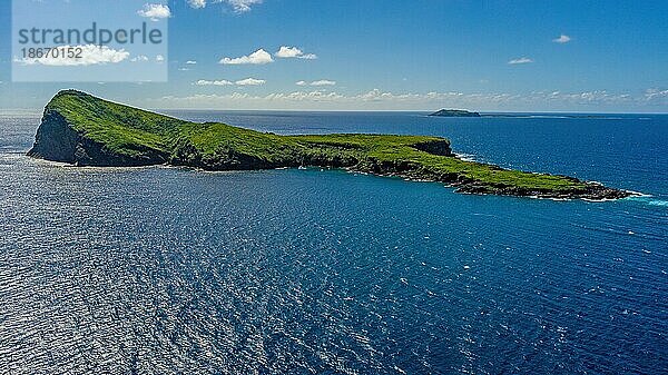 Luftaufnahme von Blick aus Vogelperspektive auf Insel Isle de Coin de Mire Gunner's Coin Island vor Nordküste von Mauritius in Indischer Ozean  Mauritius  Afrika