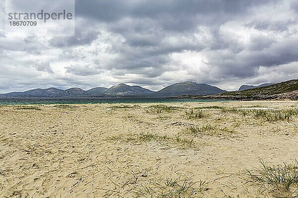 Küstenlinie  Sandstrand Luskentyre Beach  Isle of Harris  Äußere Hebriden  Hebriden  Schottland  Großbritannien  Europa