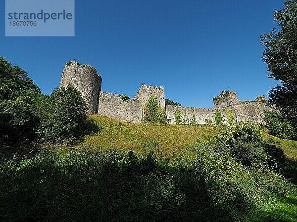 Ruinen der Burg Chepstow (Castell Cas gwent auf Walisisch) in Chepstow  UK