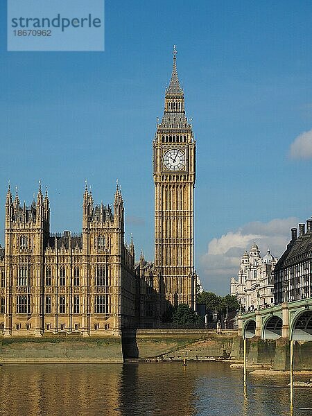 Houses of Parliament in London  Big Ben  Großbritannien  Europa