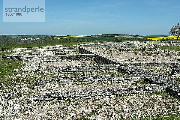 Alise Sainte Reine  Alesia  gallo romanische Ruinen auf dem Mont Auxois archäologische Ausgrabungen  Cote d'Or  Bourgogne Franche Comte  Frankreich  Europa