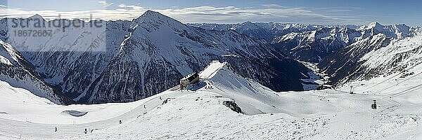 Hannoverhaus im Skigebiet Ankogel  Mallnitz  Hohe Tauern  Kärnten  Österreich  Europa