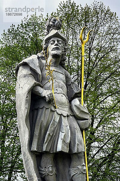Statue des Hl. Theodor von Euchaita am Kloster Ottobeuren  Benediktinerabtei  Allgäu  Bayern  Deutschland  Europa