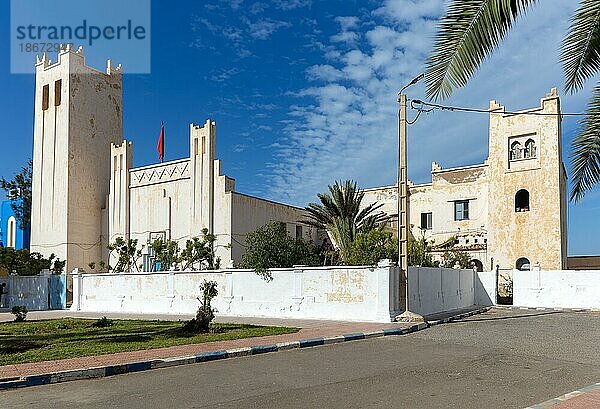Art Déco Architektur Spanisches Kirchengebäude im Kolonialstil  Sidi Ifni  Marokko  Nordafrika  Afrika