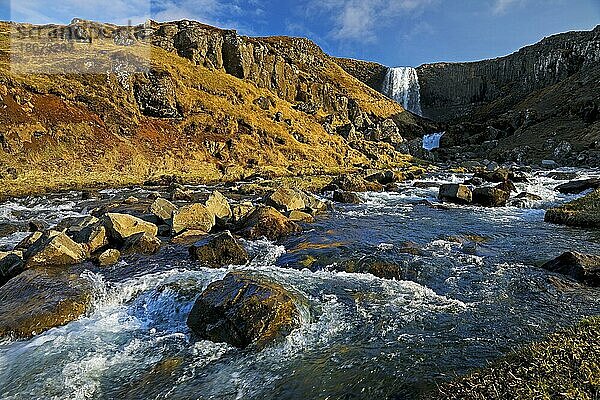 Wasserfall Svödufoss  Snaefellsjökull-Nationalpark  Snæfellsnes  Westisland  Vesturland  Island  Europa