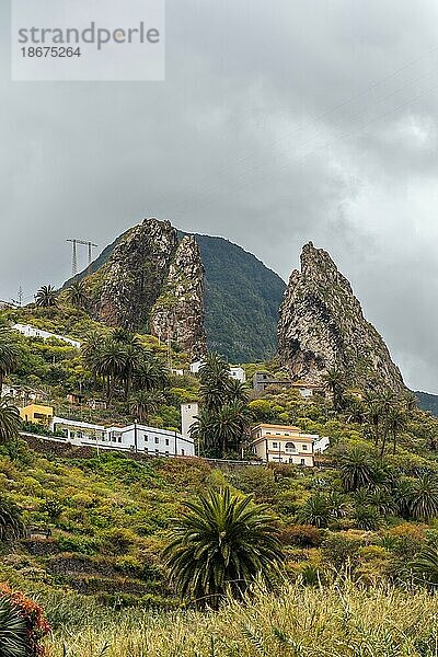 Schöne Landschaft im Dorf Hermigua im Norden von La Gomera  Kanarische Inseln